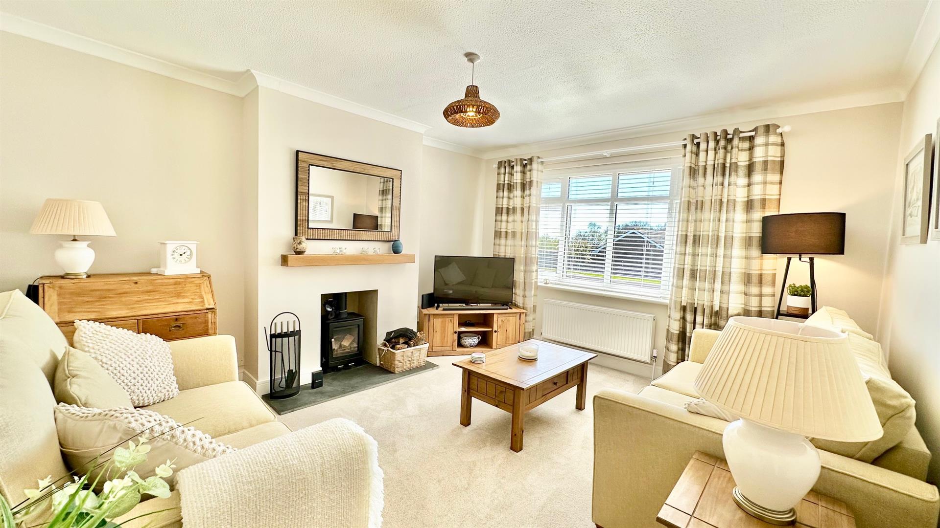3 bed property in Barham Close, Hastings